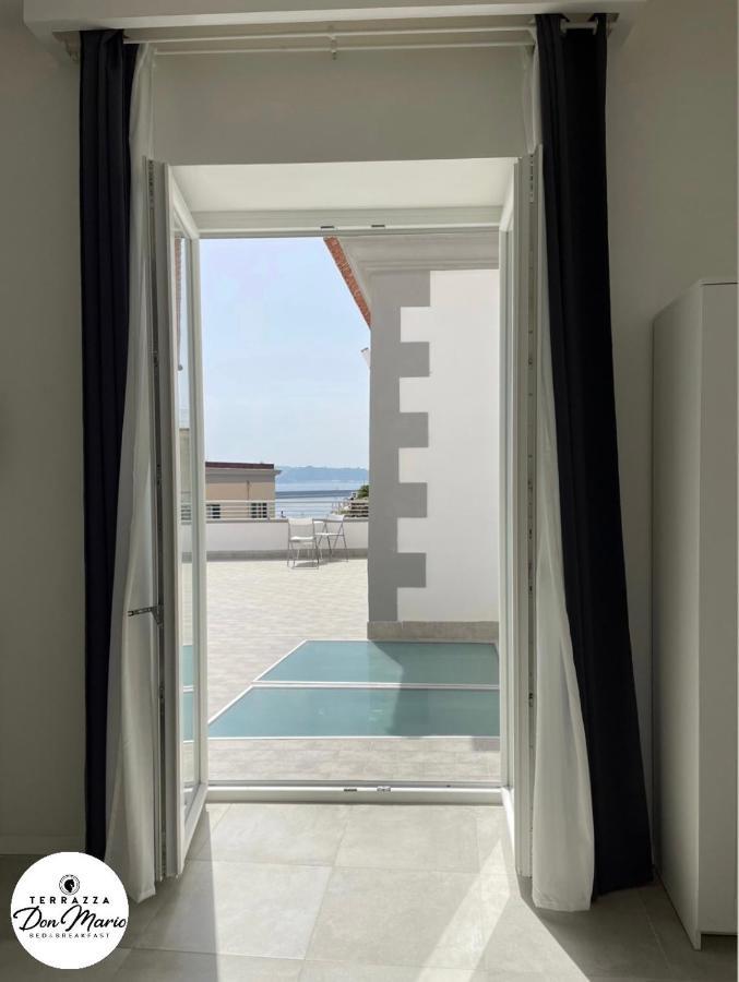 Terrazza Don Mario Bed&Breakfast ปอซซุออลี ภายนอก รูปภาพ